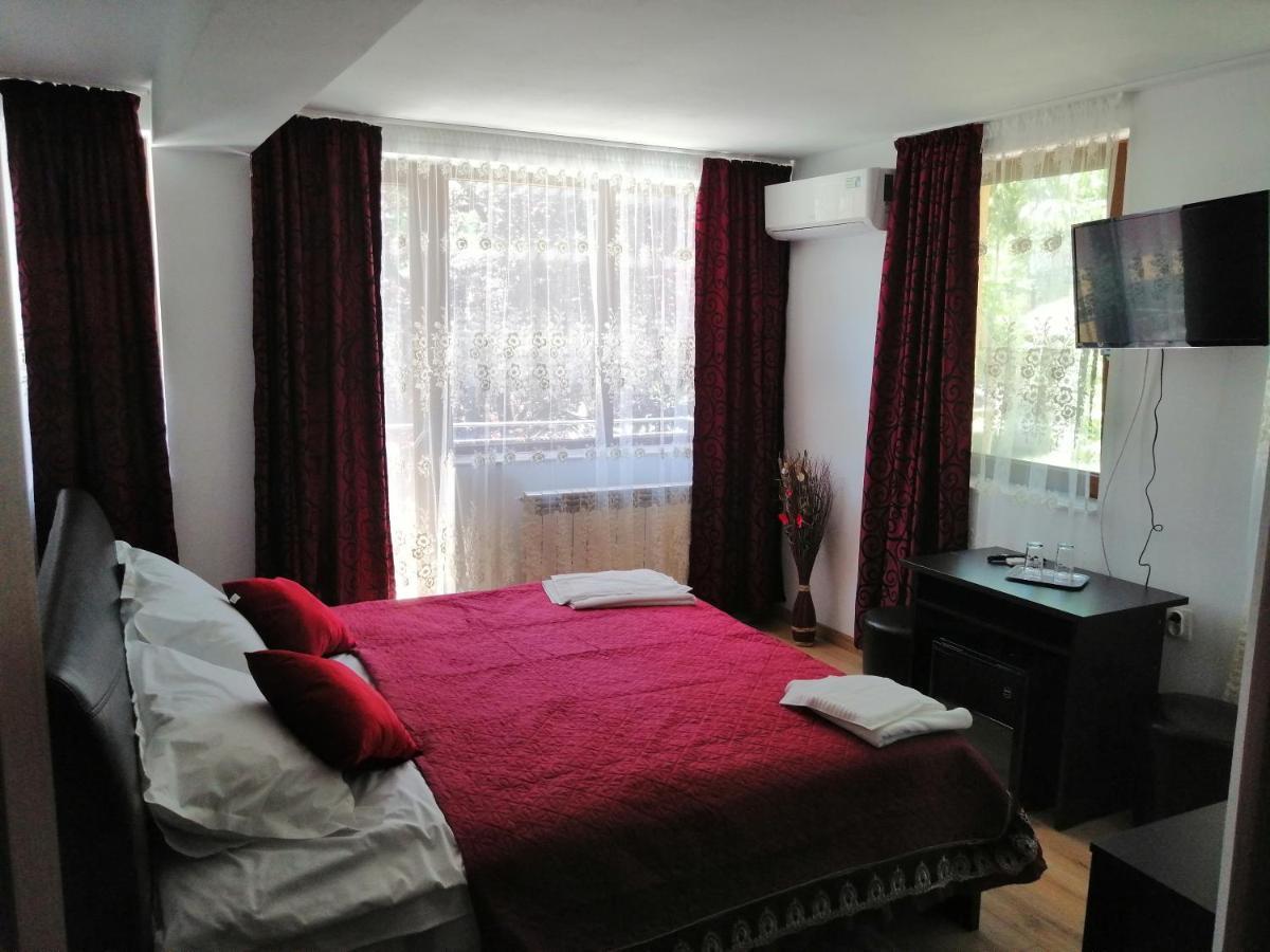 Casa Gabi'S Hotel Orsova Luaran gambar